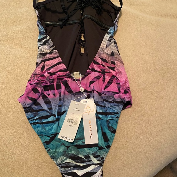 NWT Pily Q Congo Lace-up one piece size S - Picture 2 of 5